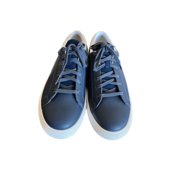 NWOB Men’s UGG Baysider Navy Leather Waterproof Sneakers - Picture 3 of 13